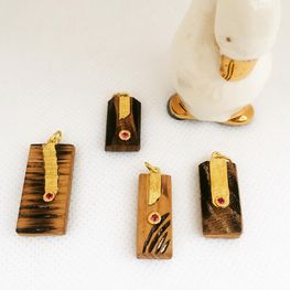 Goldschmiede Landwehr | Schwarzwaldschmuck | Eiche 300