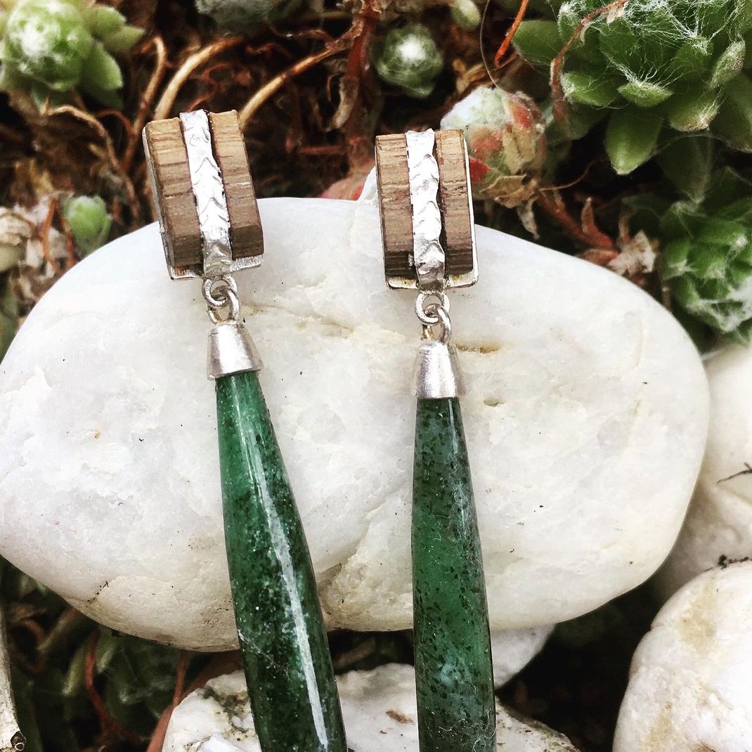 Goldschmiede Landwehr | Schwarzwaldschmuck | Eiche 300